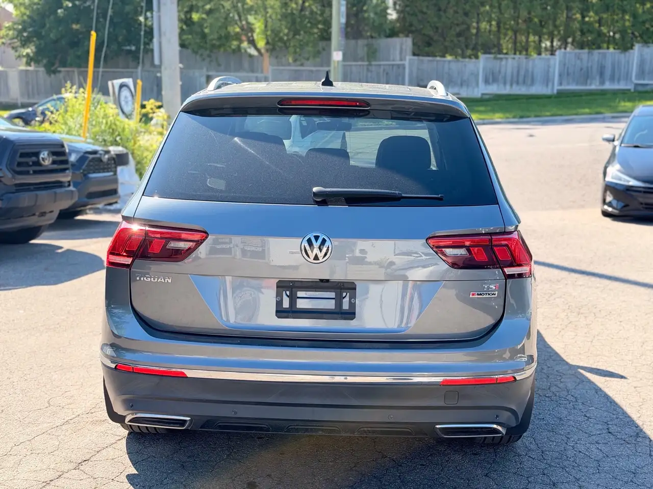 Volkswagen Tiguan photo Volkswagen Tiguan
