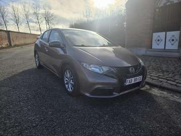 Civic 2014 148000Km prête à immatriculer