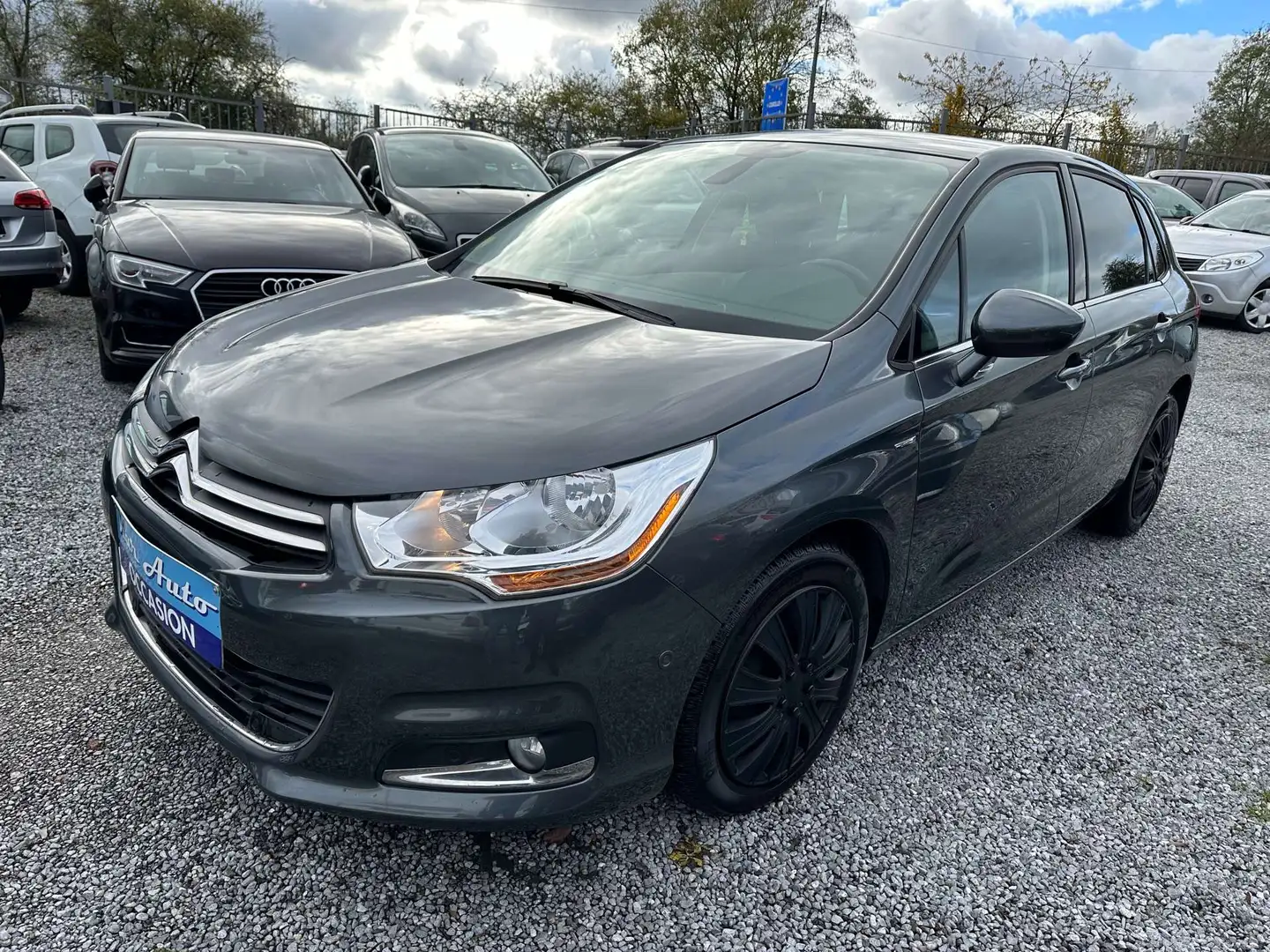 Citroen C4 1.6 e-HDi Grau - 2