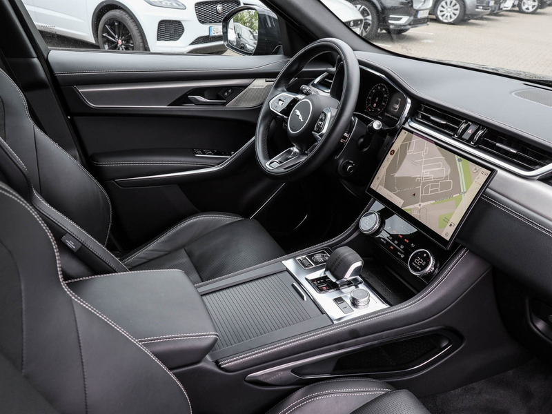 Jaguar F-Pace D300 R-Dynamic SE AWD el. AHK, Performence-Sitze, — photo 3