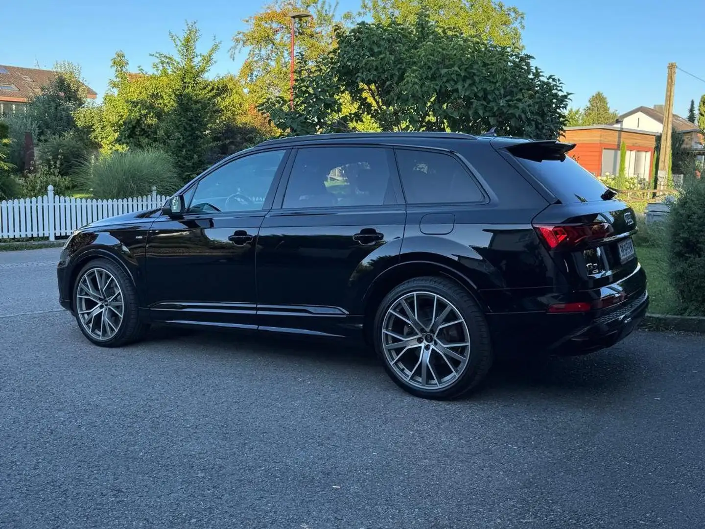 Audi Q7 Q7 55TFSIe PHEV quattS-line*MwSt*Pano*B&O* Schwarz - 2
