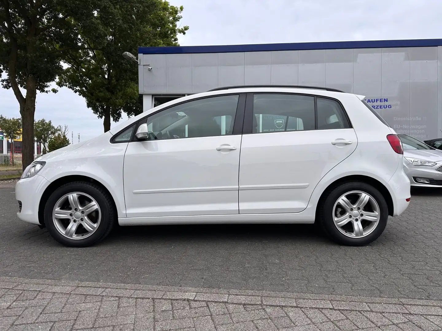 Volkswagen Golf Plus VI Trendline,AHK,AUTOMATIK,SCHECKHEFT Wit - 1