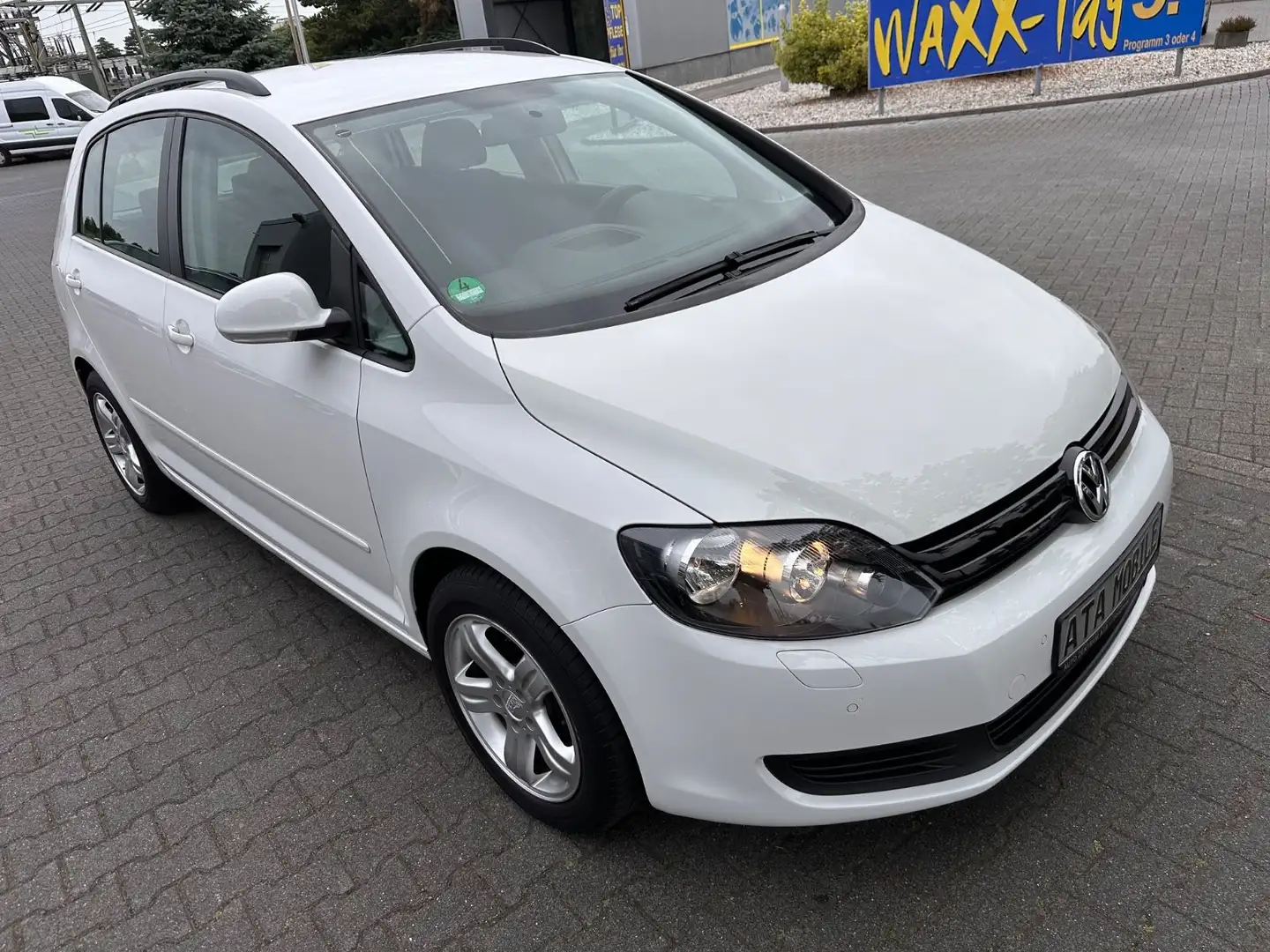 Volkswagen Golf Plus VI Trendline,AHK,AUTOMATIK,SCHECKHEFT Wit - 2