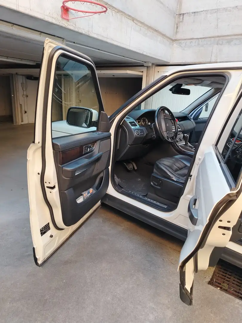 Land Rover Range Rover Sport 3.0 tdV6 HSE auto - 2