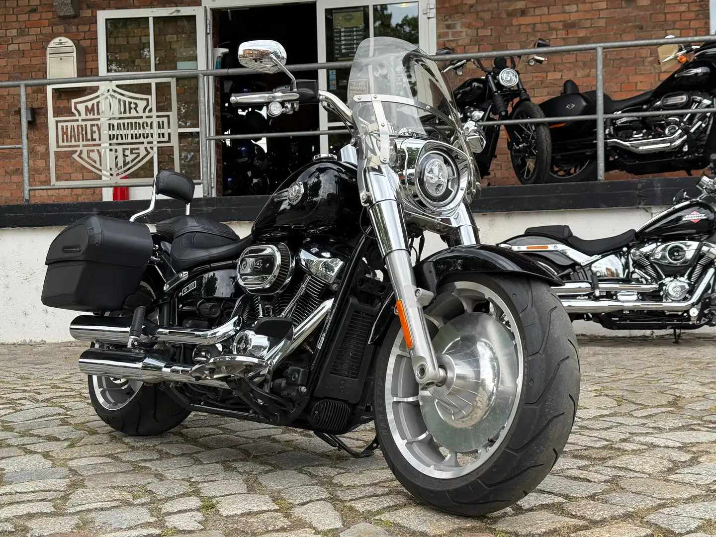 Harley-Davidson Fat Boy FLFBS Fat Boy crna - 1