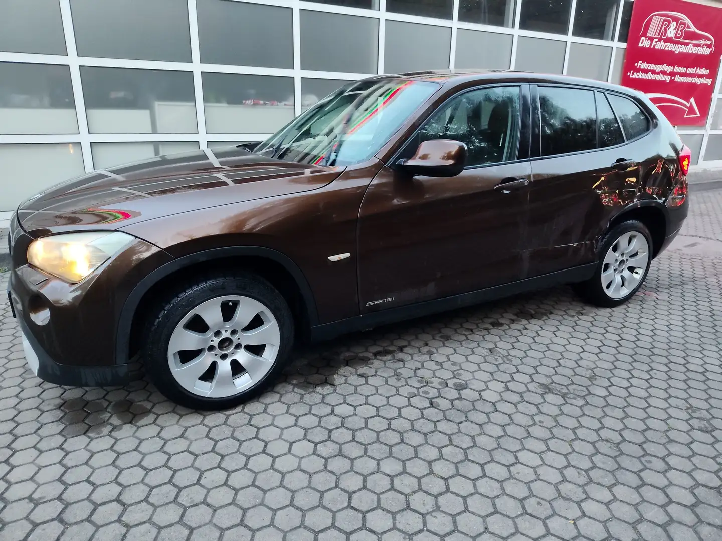 BMW X1 18 i sDrive Edition Marrone - 1