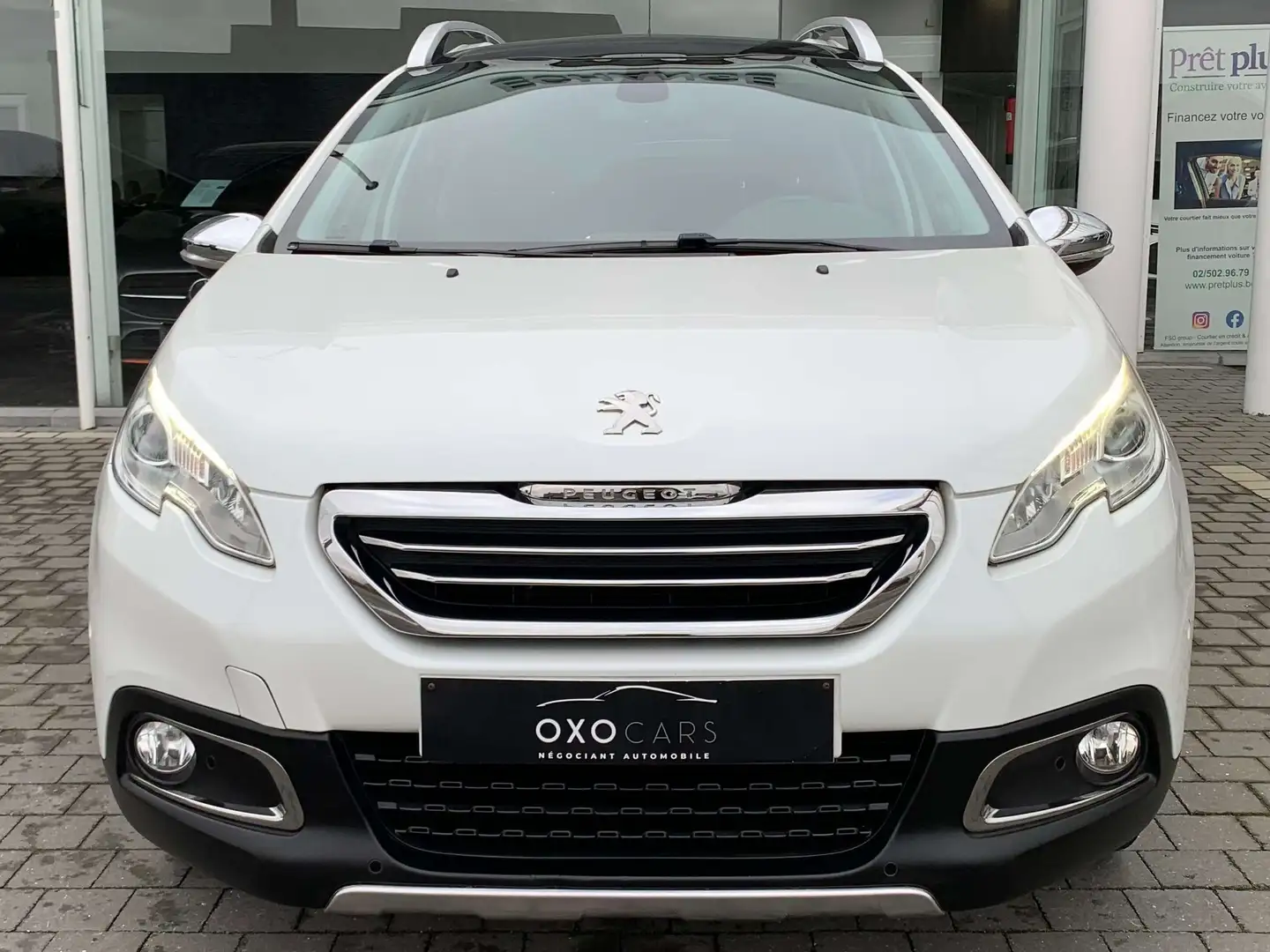 Peugeot 2008 1.2i Allure / Gps / Toit Pano / Cuir / Cruise /PDC Blanc - 2