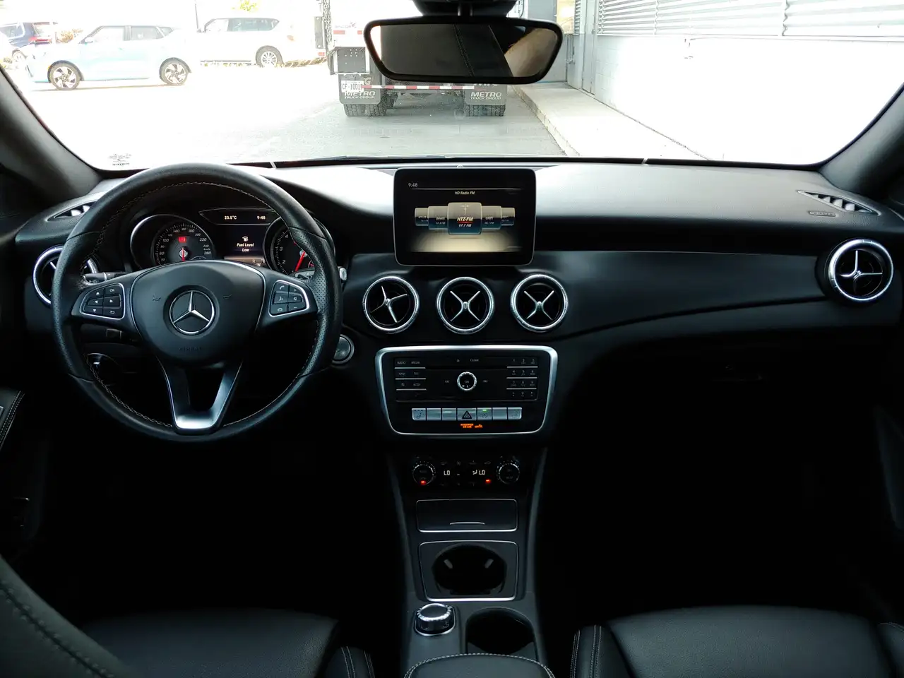 Mercedes-Benz CLA снимка Mercedes-Benz CLA