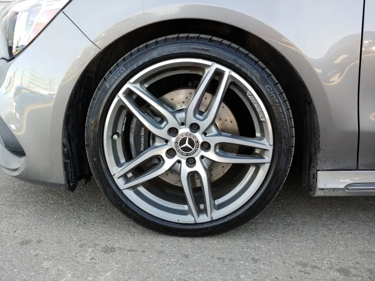 Mercedes-Benz CLA снимка Mercedes-Benz CLA