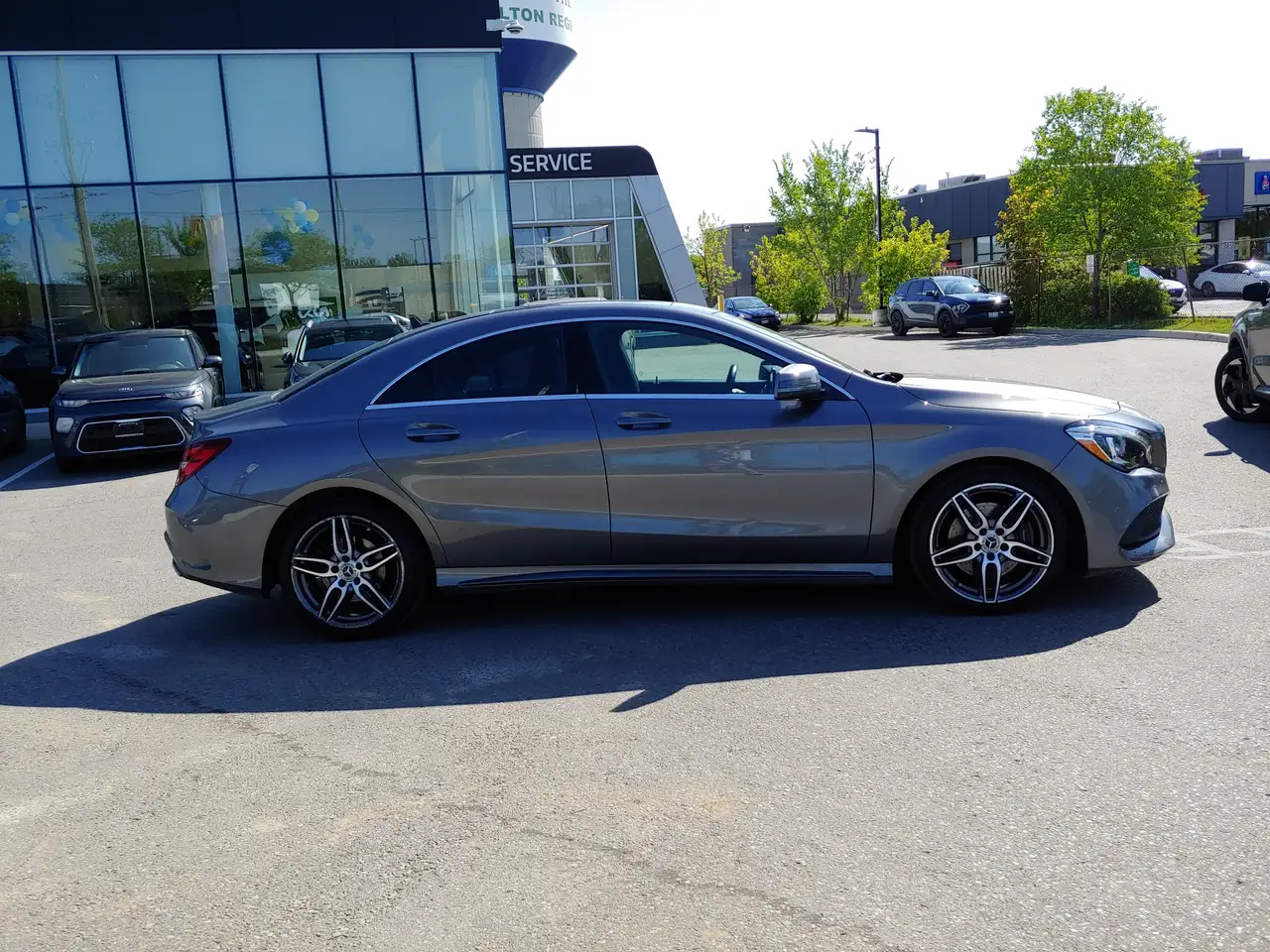 Mercedes-Benz CLA снимка Mercedes-Benz CLA