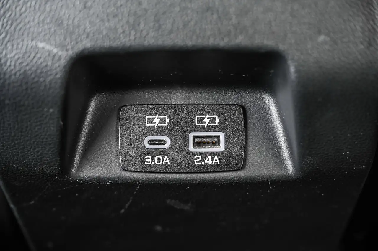 Subaru Impreza снимка Subaru Impreza