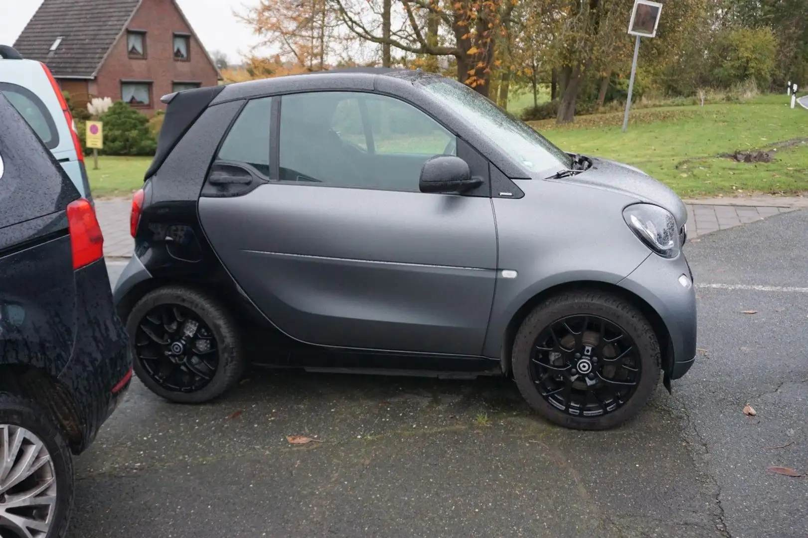 smart forTwo Cabrio, Navi,Cam, DTE Tuning,117 PS ähnl .Brabus Schwarz - 2
