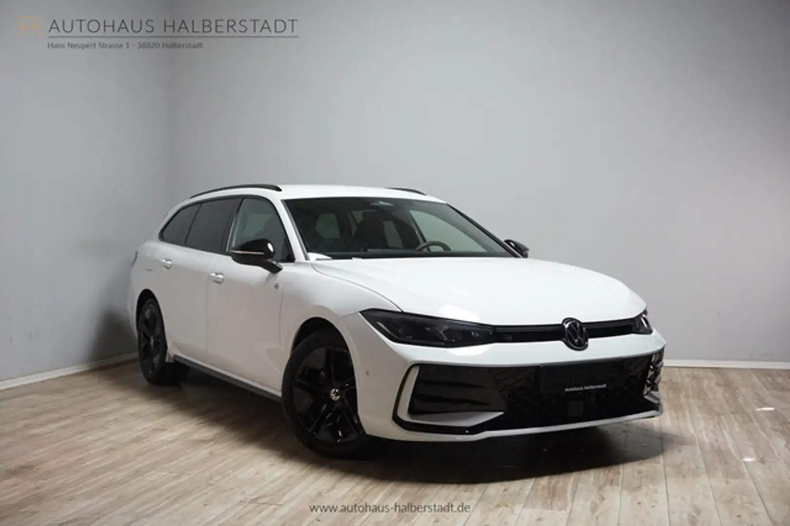 Volkswagen Passat Variant 2.0 TDI 4Motion R-Line/AHK/StHz Weiß - 1