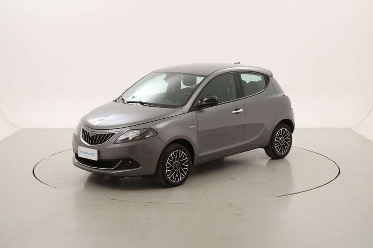 Lancia Ypsilon Hybrid Platino 1.0 Mild Hybrid 70CV