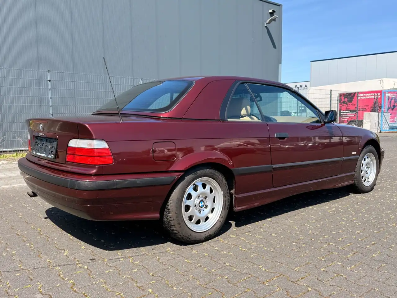 BMW 318 i Cabrio 1.HAND EXCLUSIV EDITION OMA FAHRZEUG, foto 4
