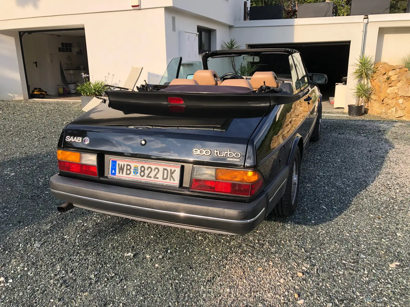 Saab 900 Vollturbo Černá - 2