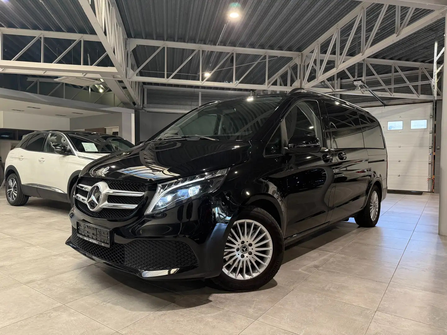 Mercedes-Benz V 220 V 220 d kompakt 9G-TRONIC Edition 2023 Noir - 2
