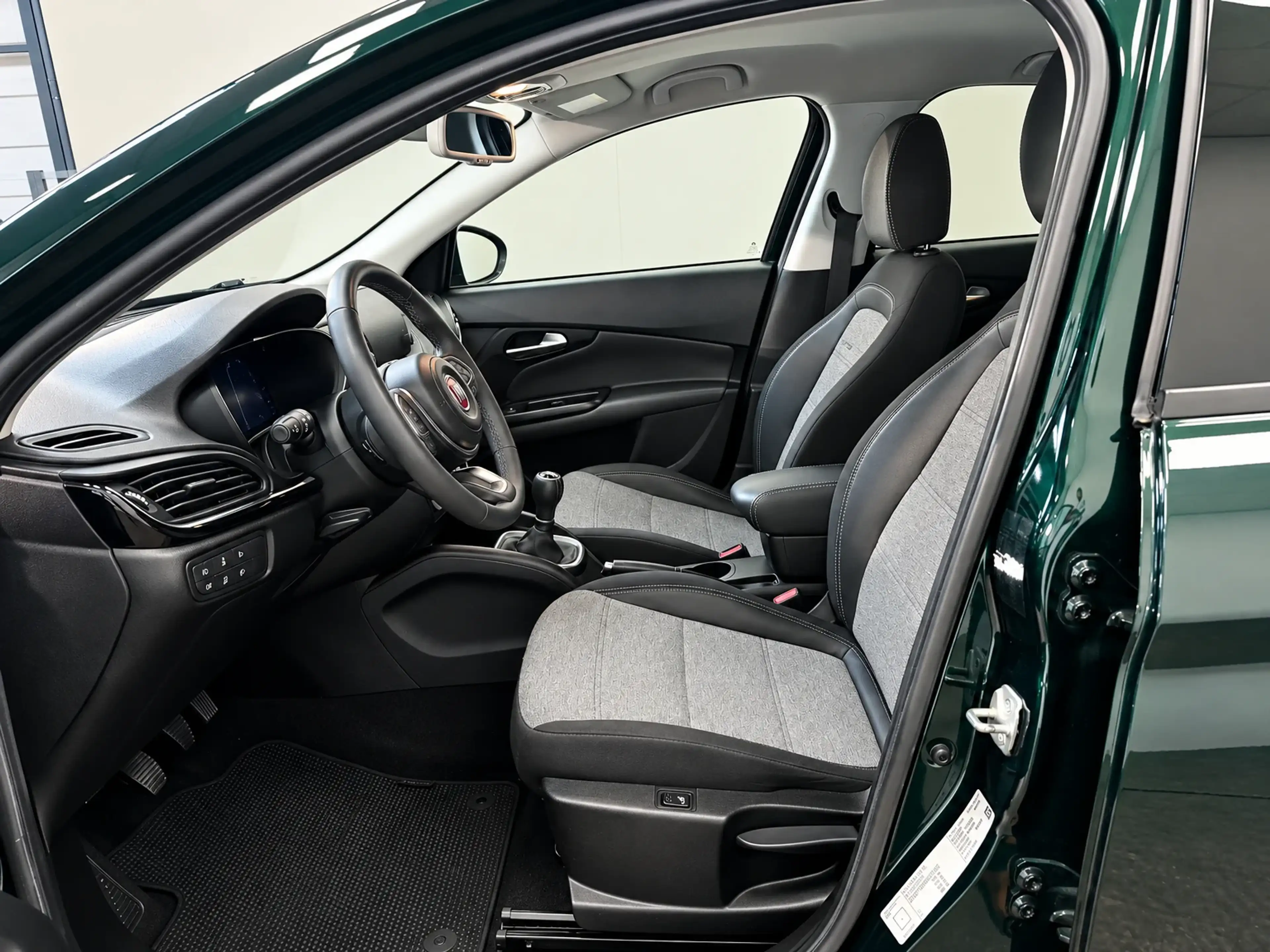 Fiat Tipo Cross 1.0 HB ACC NAVI CAM — photo 15