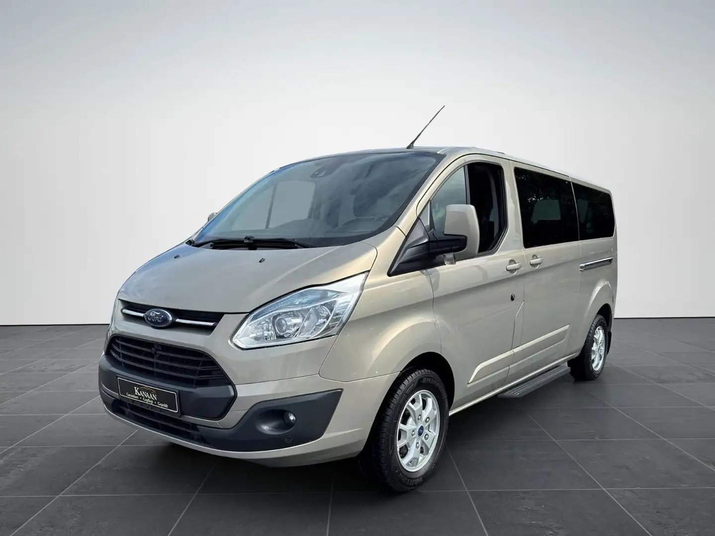 Ford Transit /Tourneo 8-Sitzer Custom L2 Titanium Silber - 1