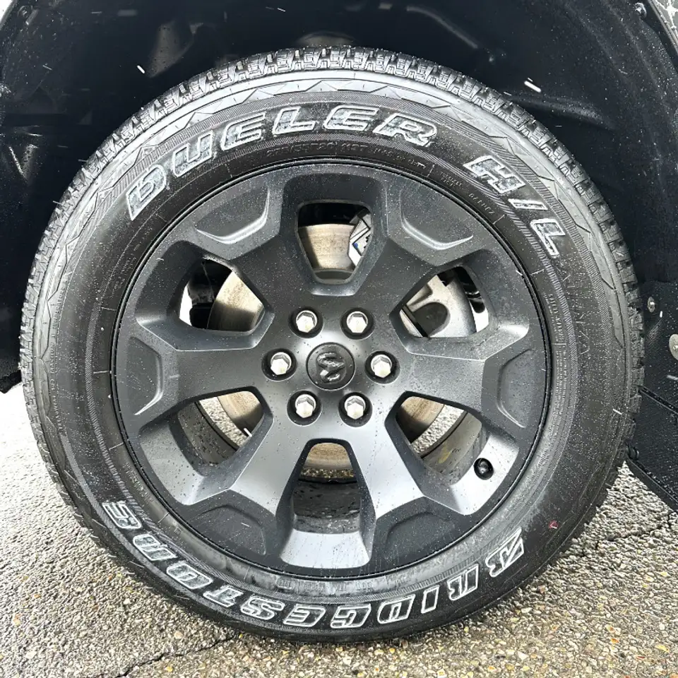 RAM 1500 снимка RAM 1500