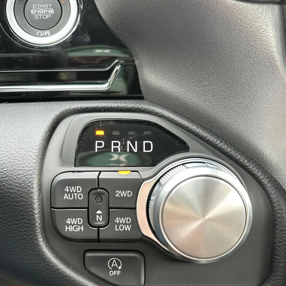 RAM 1500 снимка RAM 1500