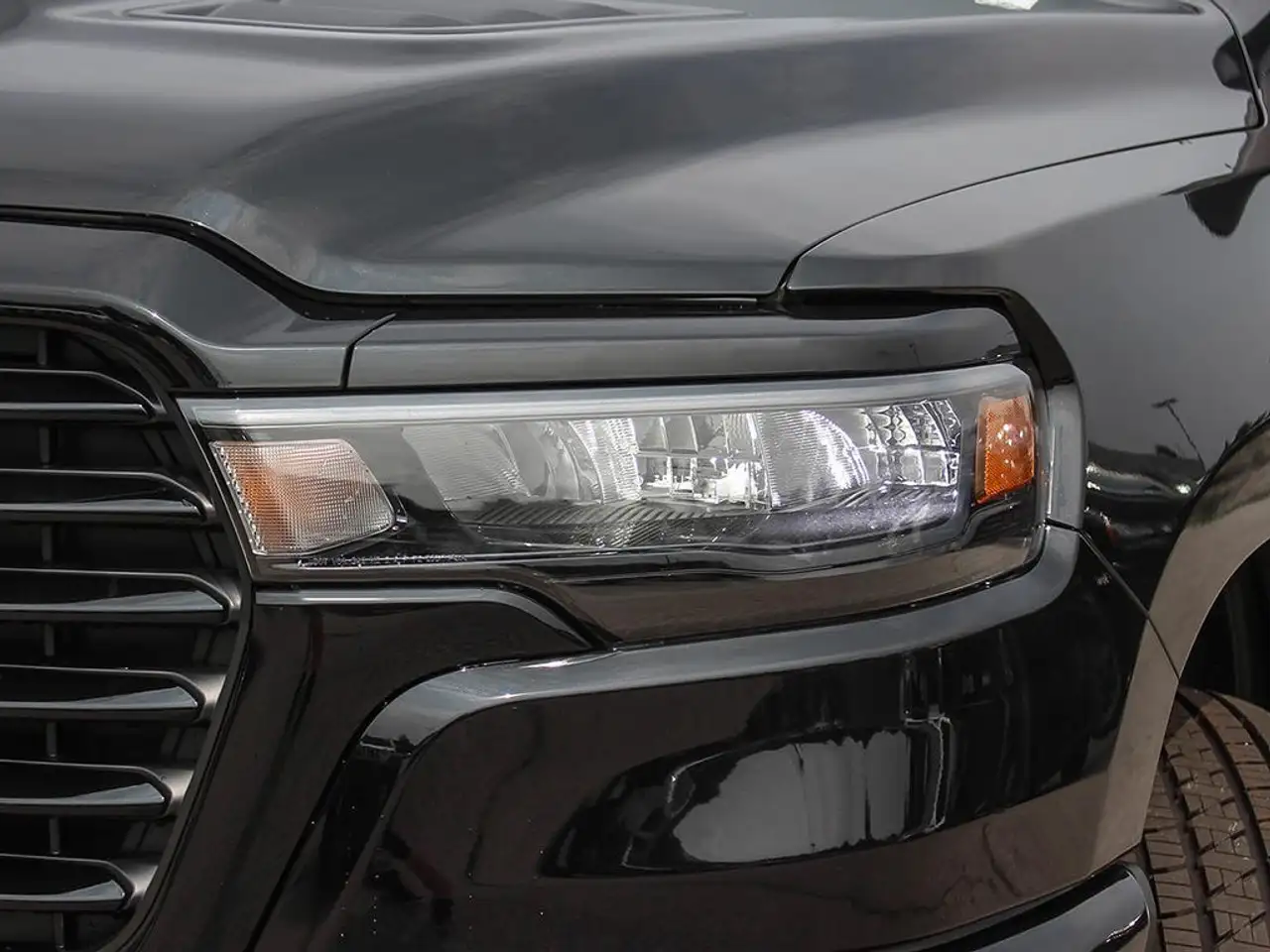 RAM 1500 снимка RAM 1500