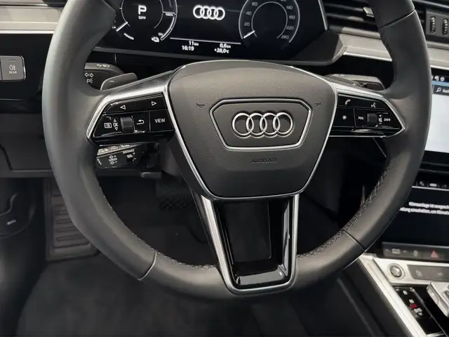 Audi Q8 E-Tron view 9