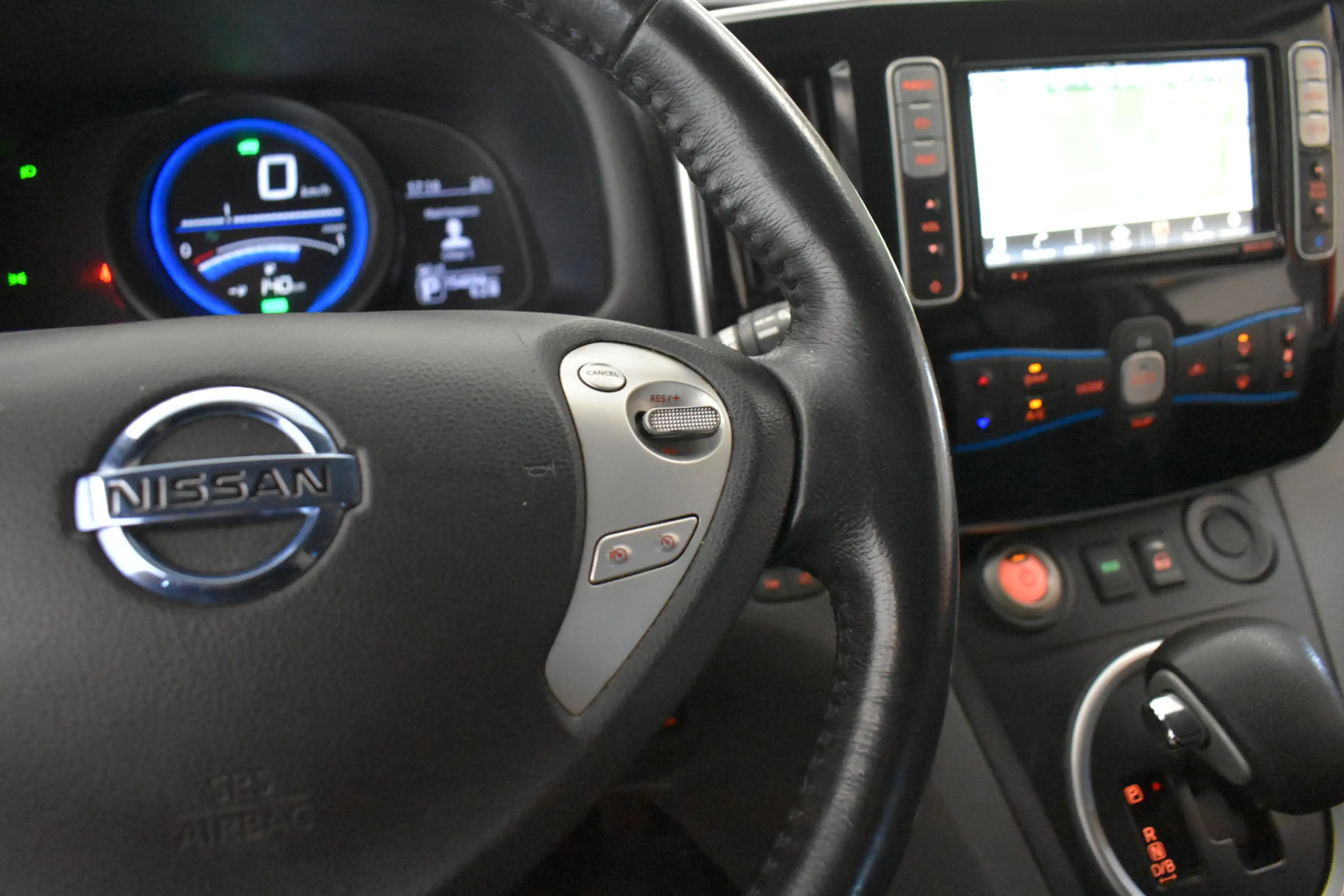 Nissan E-NV200 Evalia 40 kWh 2.Zero Edition 7p Camera Navi — photo 12