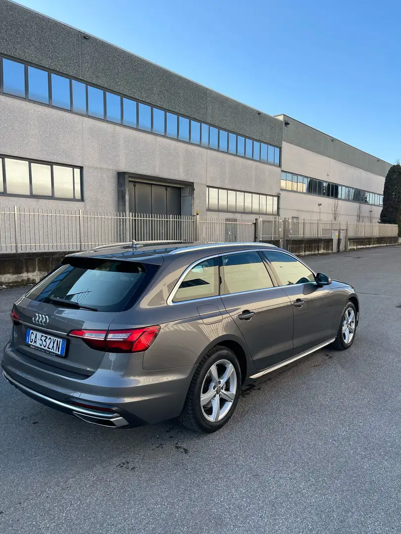 Audi A4 Avant 35 2.0 tfsi mhev Business Advanced 150cv s-t - 2