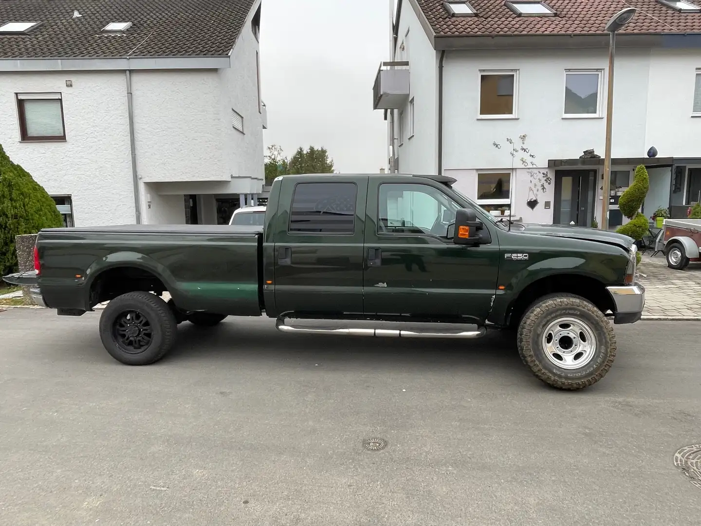 Ford F 250 Grün - 2