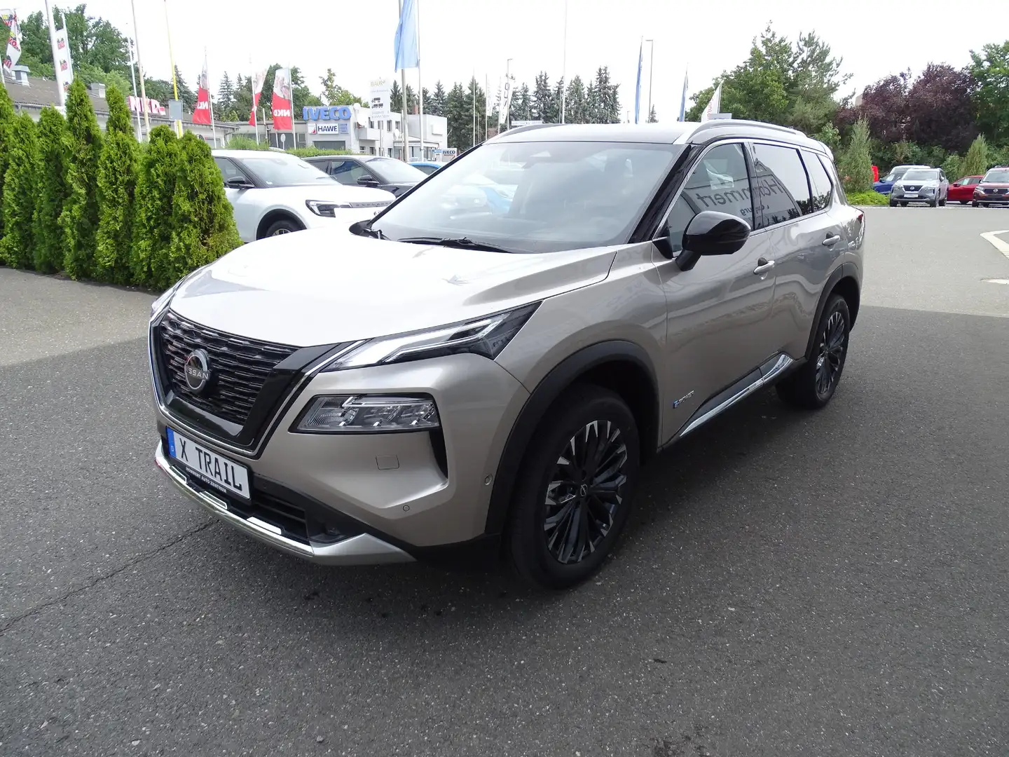 Nissan X-Trail 1.5 VC-T e-Power e-4orce Tekna HUD/LED* Beige - 2