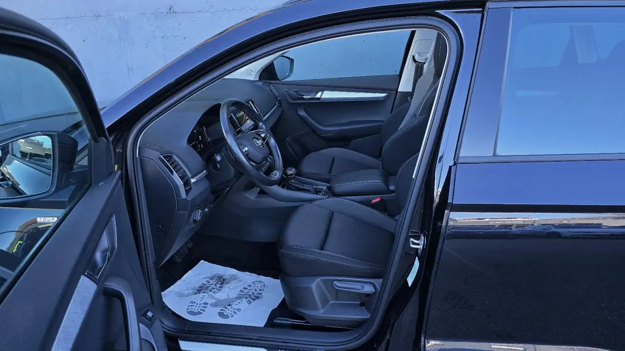 Skoda Karoq 2.0l TDI DSG TOUR Pano/Virtual/Kamera/AHK, миниатюра 6