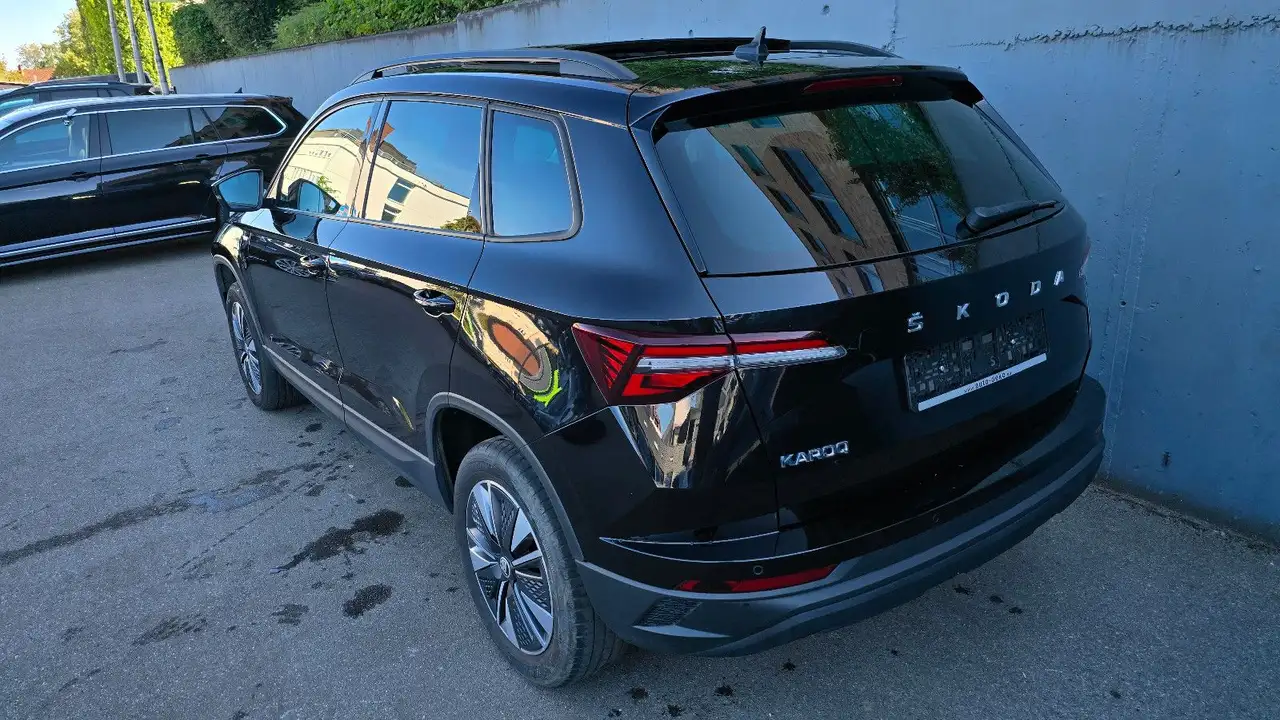 Skoda Karoq 2.0l TDI DSG TOUR Pano/Virtual/Kamera/AHK, миниатюра 3