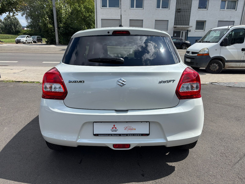 Suzuki Swift Comfort *Checkhehft Suzuki* — photo 5