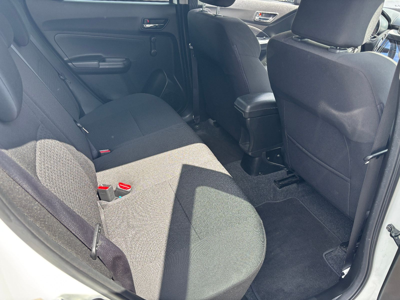Suzuki Swift Comfort *Checkhehft Suzuki* — photo 10