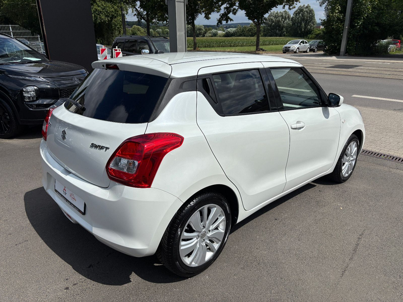 Suzuki Swift Comfort *Checkhehft Suzuki* — photo 4