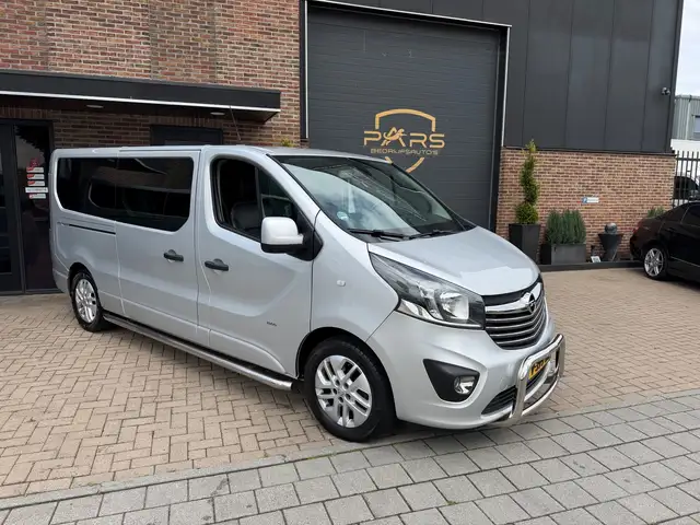 Opel Vivaro view 6
