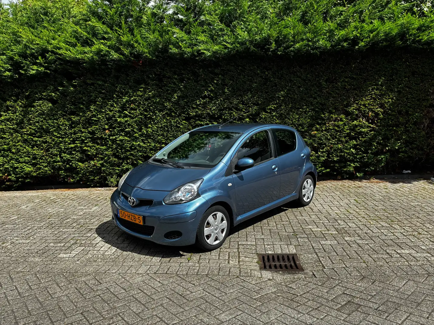 Toyota Aygo 1.0-12V Comfort Blue - 1