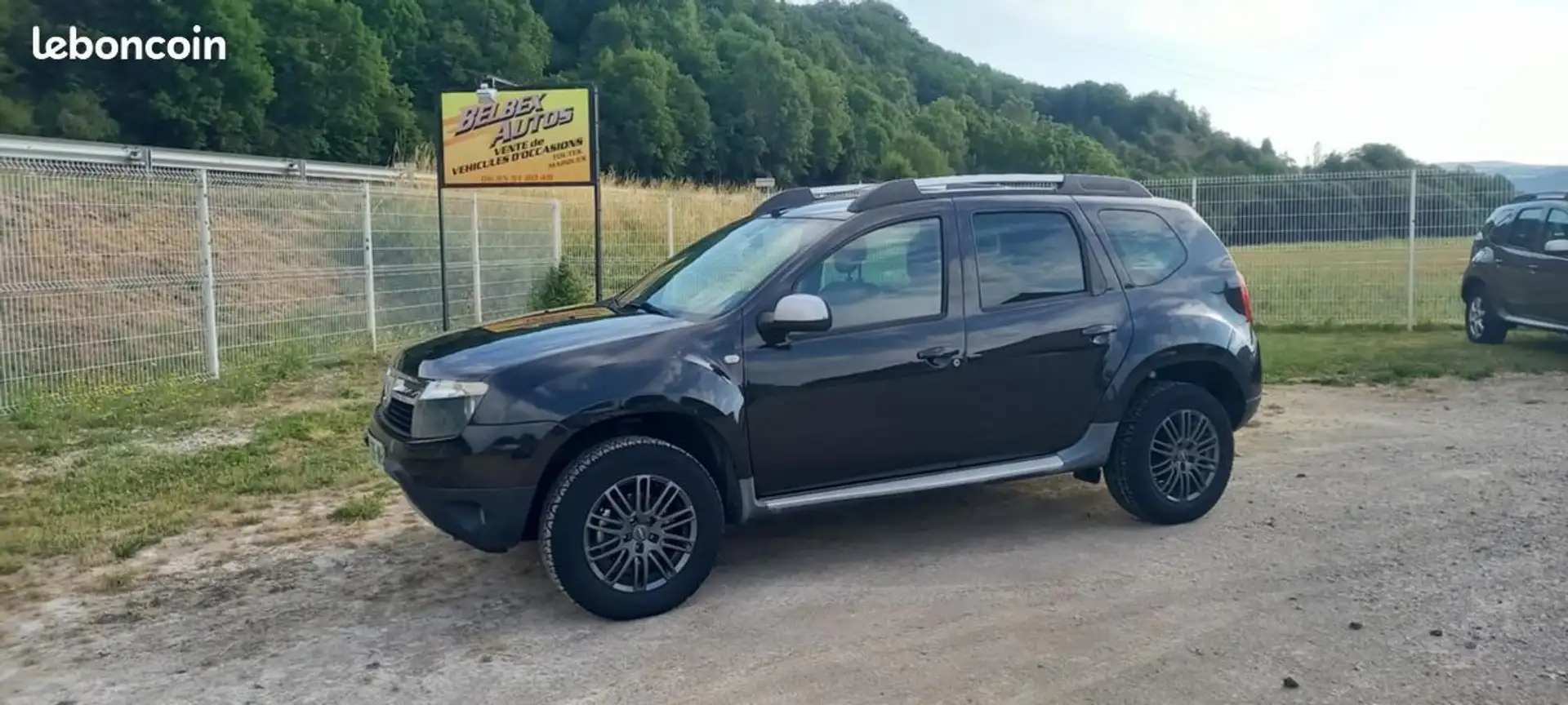 Dacia Duster 4X4 110 CV 1ere MAIN (belbex auto A YOLET) Negru - 1