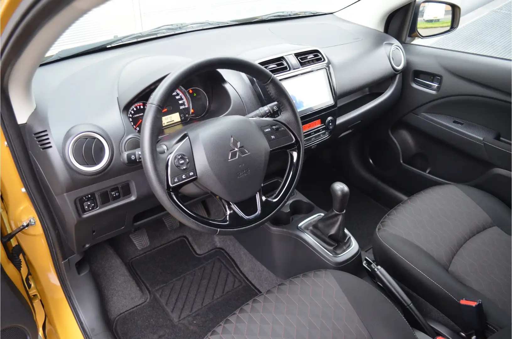 Mitsubishi Space Star 1.2 DYNAMIC CLEARTEC | HOGE ZIT | CRUISE CONTROL | Giallo - 2