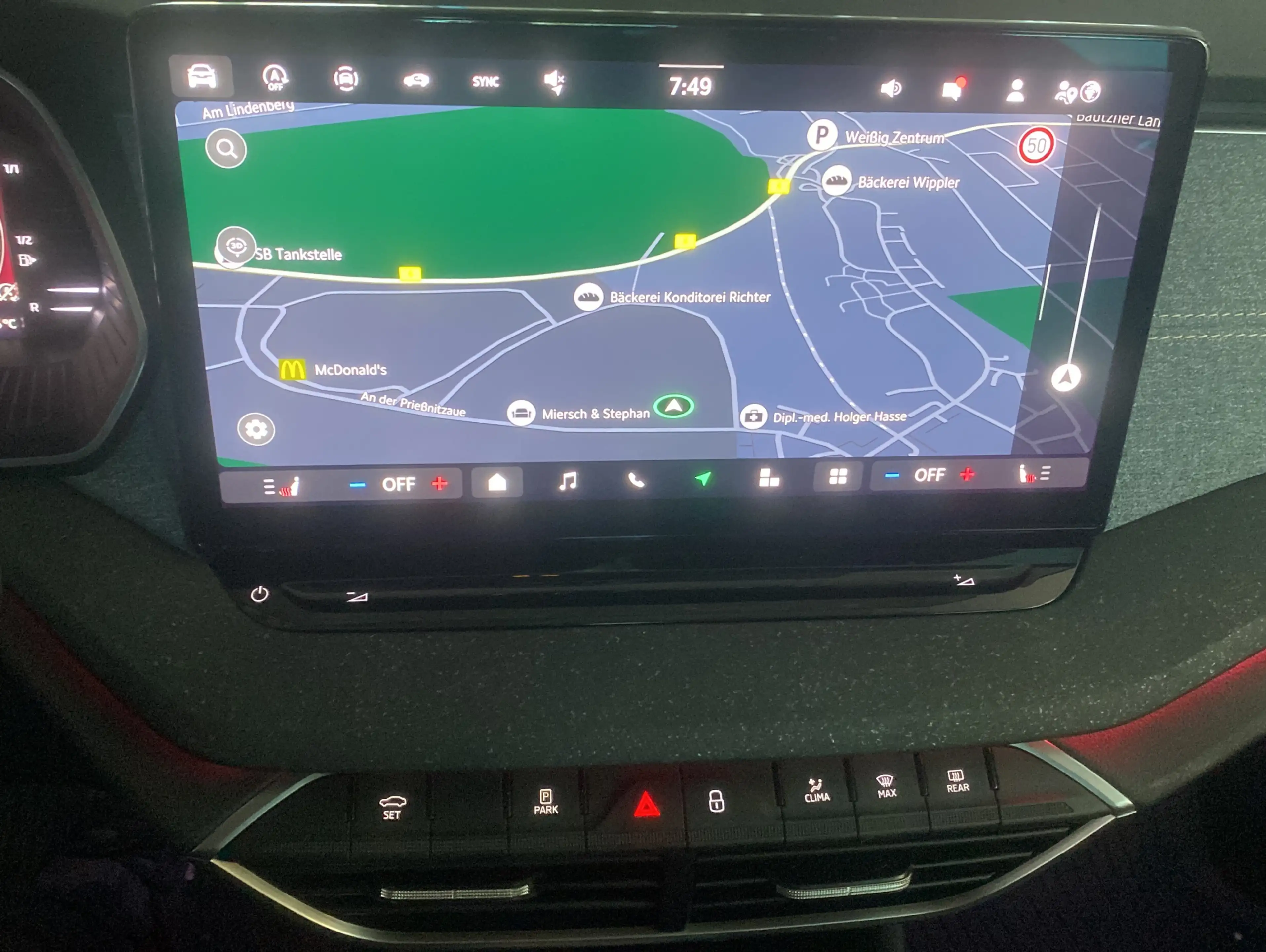 Skoda Octavia 1.5 TSI mHEV Selection DSG*Navi*LED*ACC — photo 9