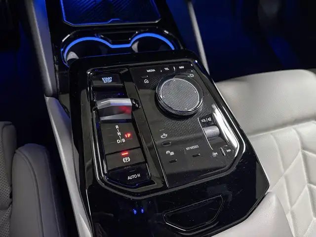 BMW I5 view 15