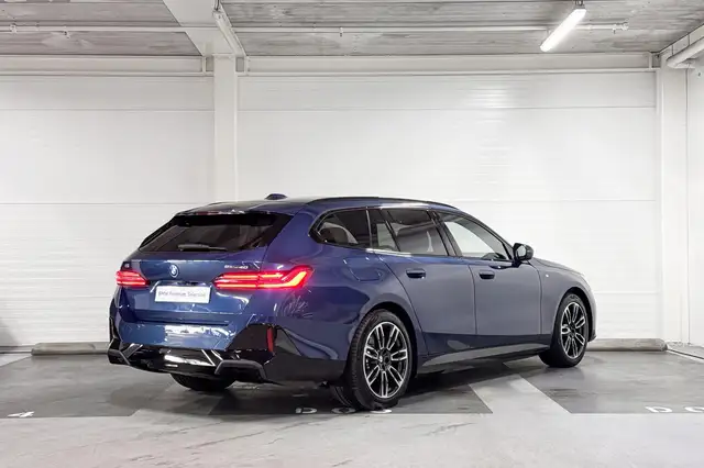 BMW I5 view 6