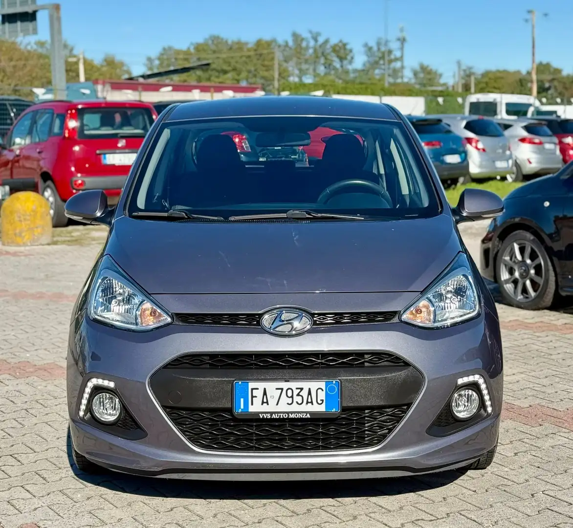 Hyundai i10 1.2 Sound Edition E6 Grigio - 2