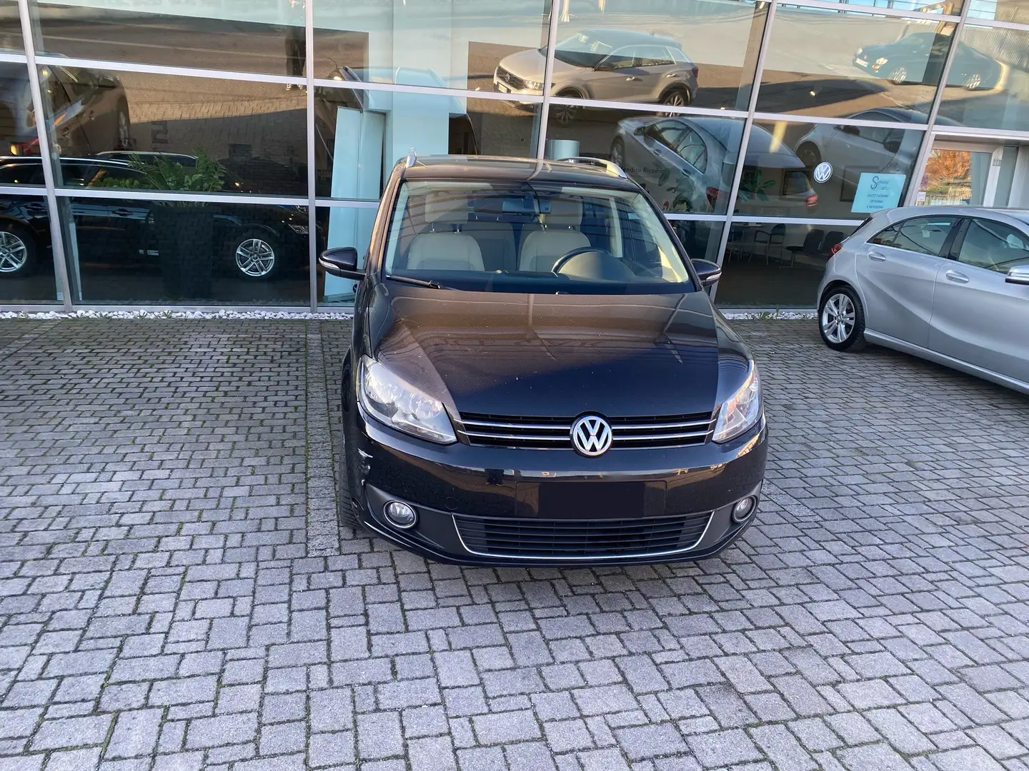 Volkswagen Touran Touran II 2010 2.0 tdi Highline 177cv dsg Nero - 1