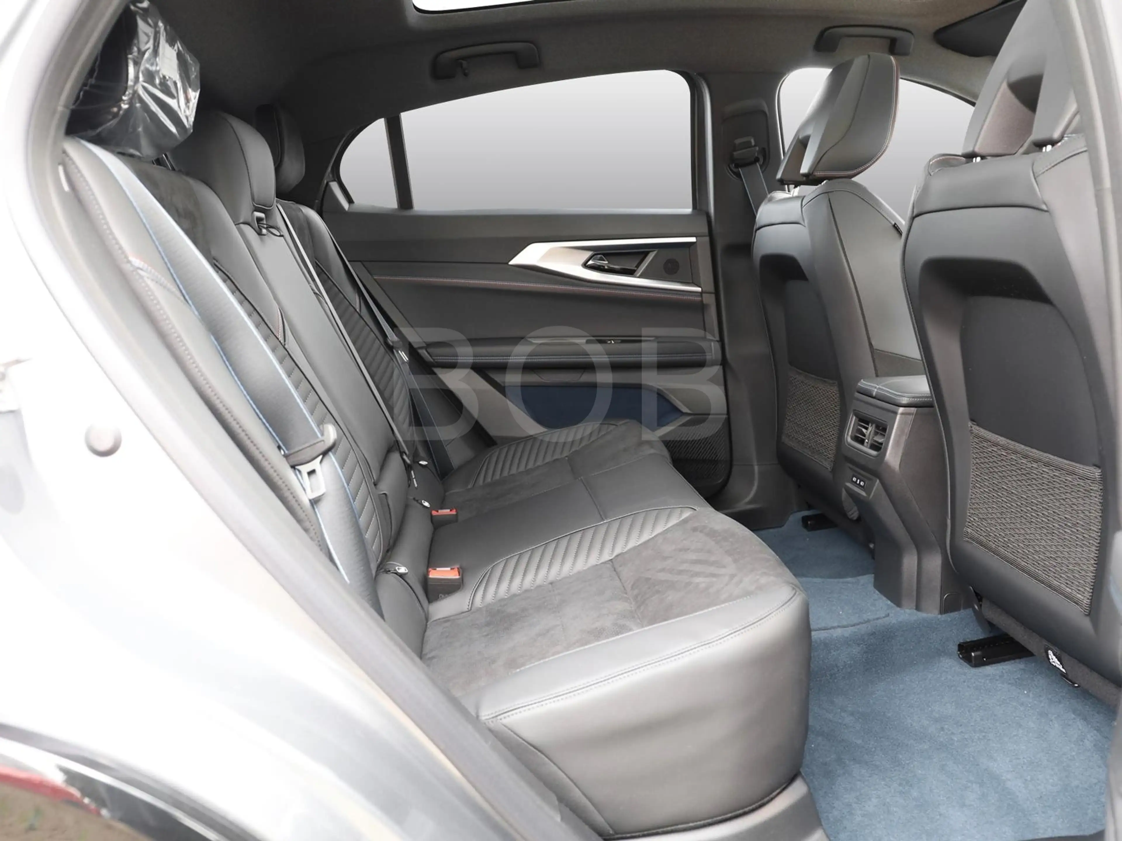 Renault Rafale Atelier Alpine Plug-in Hybrid 300 4x4 PGD — photo 4