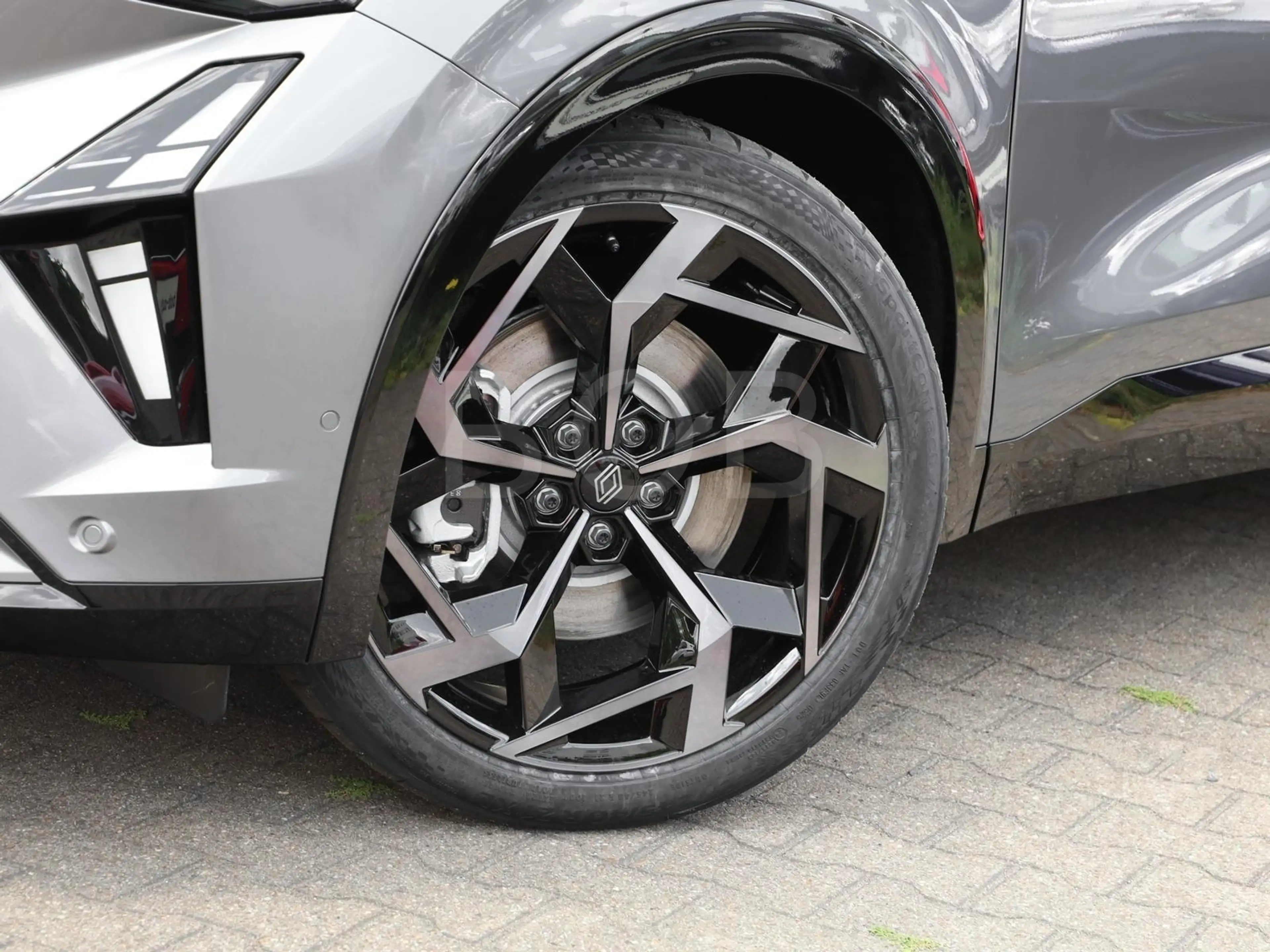 Renault Rafale Atelier Alpine Plug-in Hybrid 300 4x4 PGD — photo 10