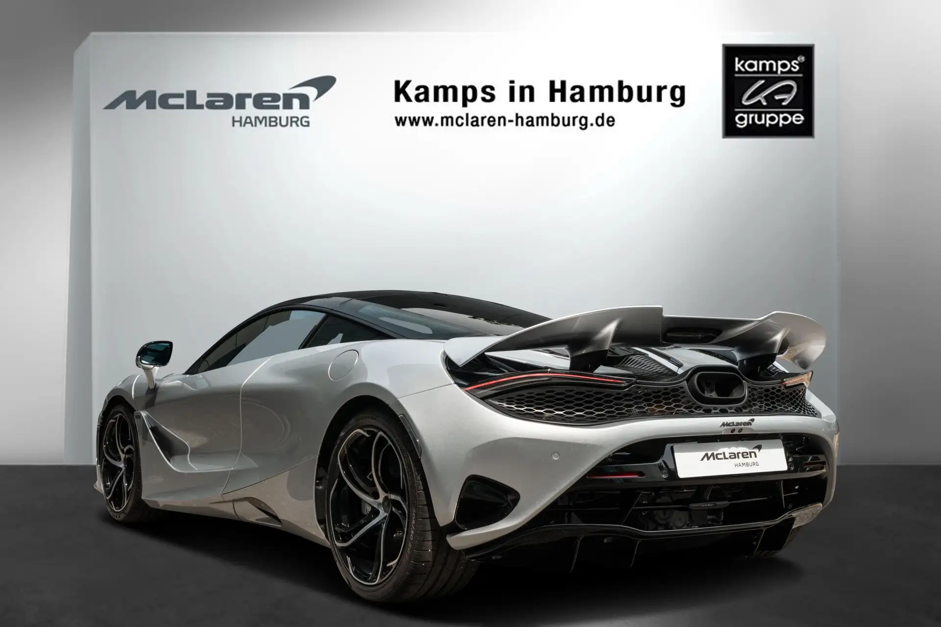 맥라렌 750S 600 2026 화이트 사진 3