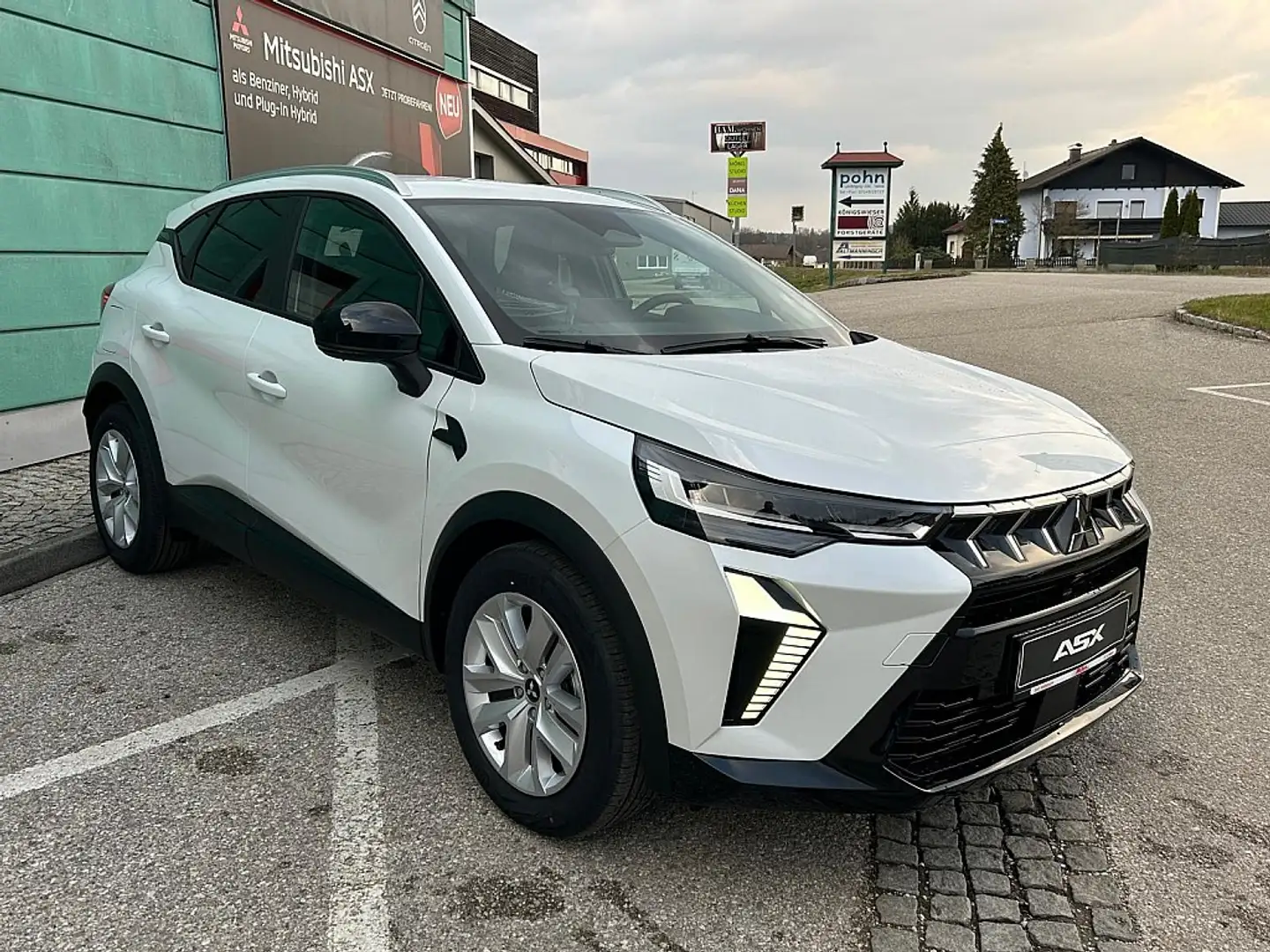 Mitsubishi ASX 1,0 MPI-T Invite YUKI mit Winterreifen Weiß - 2