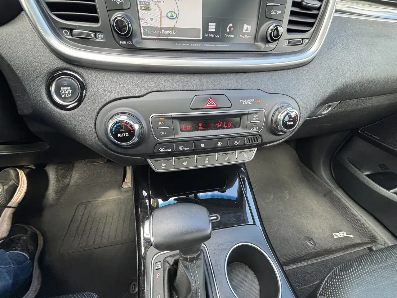 Kia Sorento снимка Kia Sorento
